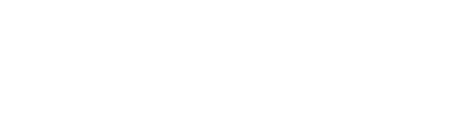 Zuerst besuchen wir da Wadi Bani Khalid, wo unterirdische Quellen einen kleinen See speisen. Einige von uns nahmen ein erfrischendes Bad. Weiter ging es mit Allradfahrzeugen in die Wüste zum Erlebnis Sonnenuntergang.