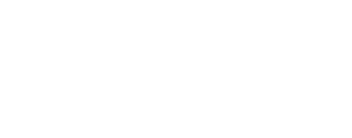 Das Briefing fand heute Morgen noch im Trockenen statt. Bei der Abfahrt hatten wir eine extrem hohe Luftfeuchtigkeit. Es schüttete in Strömen. Der Himmel hatte seine Schleusen geöffnet. Zum Glück ist mein Motorradanzug absolut wasserdicht.